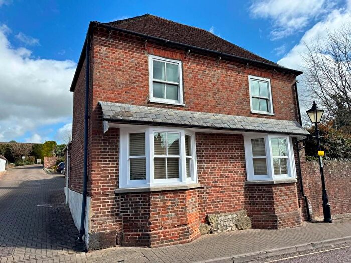 1 Bedroom Flat To Rent In West Street, Bere Regis, BH20