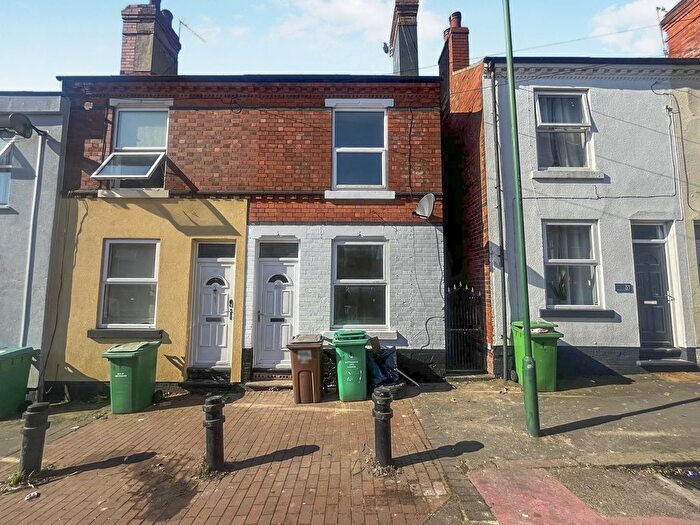 2 Bedroom Terraced House To Rent In Bradgate Road, Nottingham, NG7