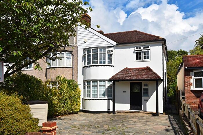 4 Bedroom Semi-Detached House For Sale In Southborough Lane, Bromley, BR2