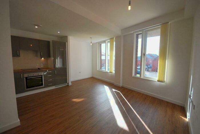 1 Bedroom Apartment To Rent In Leaf Street, Hulme, Manchester, Lancasire, M15
