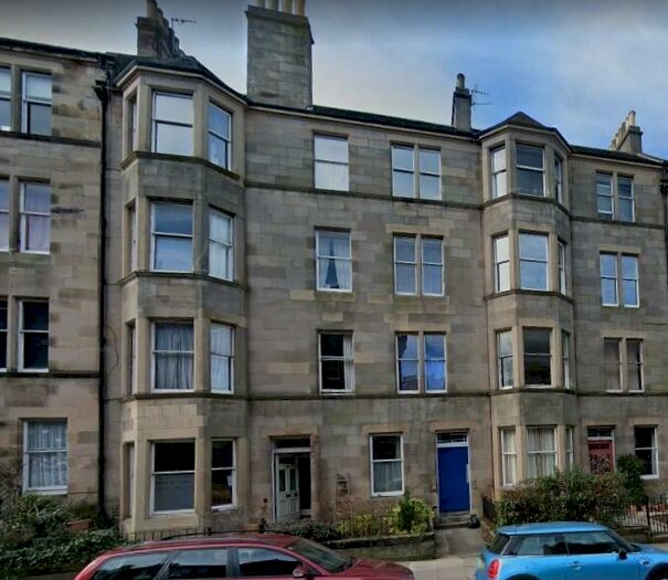 4 Bedroom Flat To Rent In Marchmont Road, Edinburgh, EH9