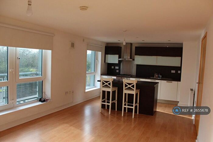 2 Bedroom Flat To Rent In Law Roundabout, East Kilbride, Glasgow, G74