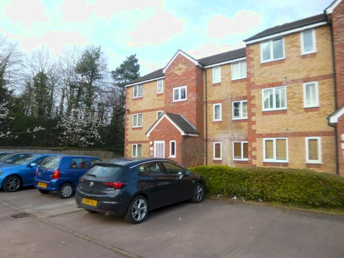 1 Bedroom Flat To Rent In Prestatyn Close, Stevenage, SG1
