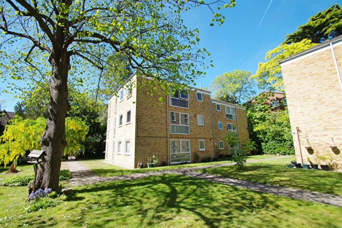 2 Bedroom Flat For Sale In Southcote Road, Reading, RG30