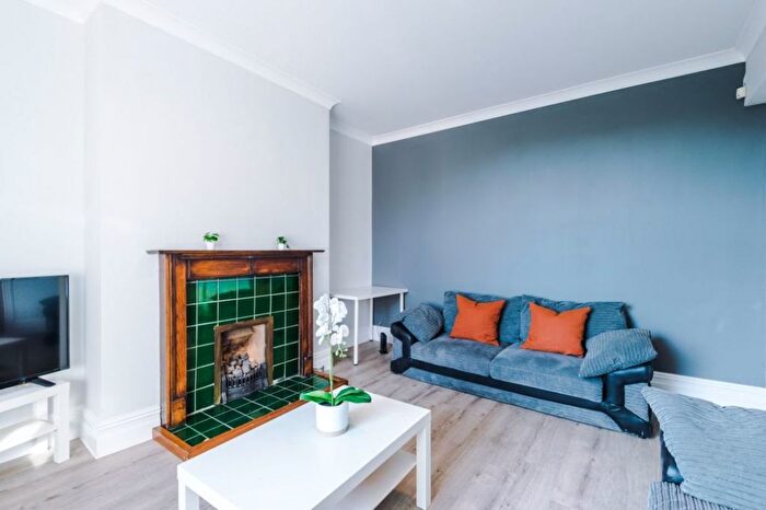 5 Bedroom Terraced House To Rent In Osborne Road, Newcastle, NE2