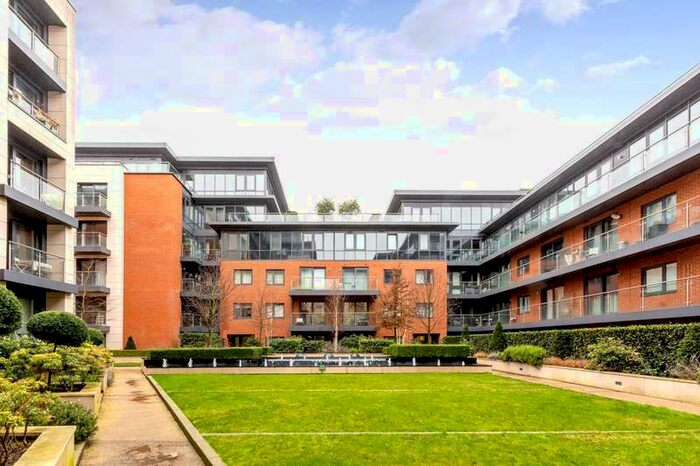 2 Bedroom Flat To Rent In Chartfield Avenue, Putney, SW15