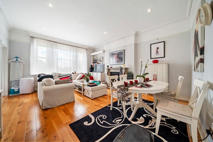 2 Bedroom Apartment To Rent In Eton Road, Belsize Park, London, NW3