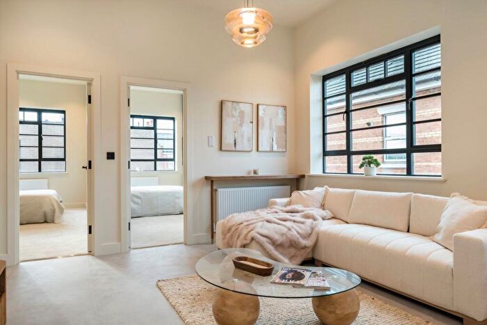 1 Bedroom Maisonette For Sale In Barmeston Road, Catford, SE6