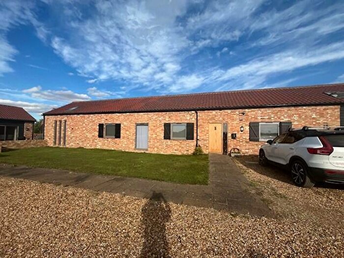 4 Bedroom Barn Conversion To Rent In Church End, Woodwalton, Huntingdon, PE28