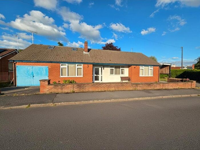 4 Bedroom Detached Bungalow For Sale In Kennedy Rise, Walesby, Newark, NG22