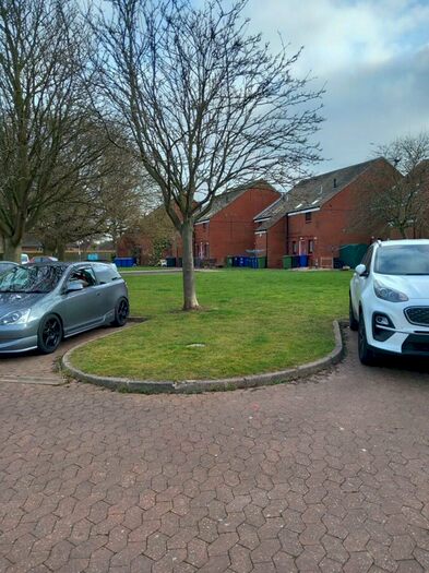 1 Bedroom Ground Flat To Rent In Purbeck Road, Grimsby, Lincolnshire, DN33