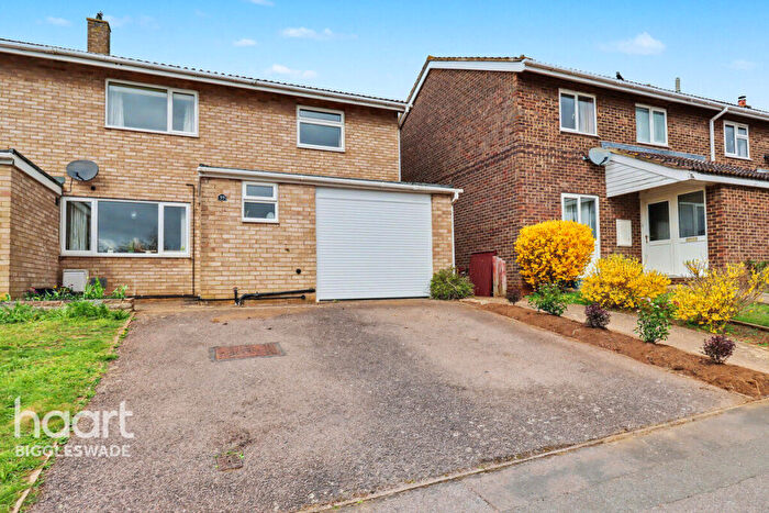3 Bedroom End Of Terrace House For Sale In Elizabeth Way, Gamlingay, SG19