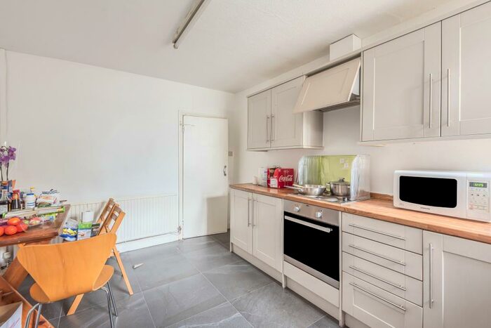 2 Bedroom Semi-Detached House To Rent In Stewart Street, Oxford, OX1