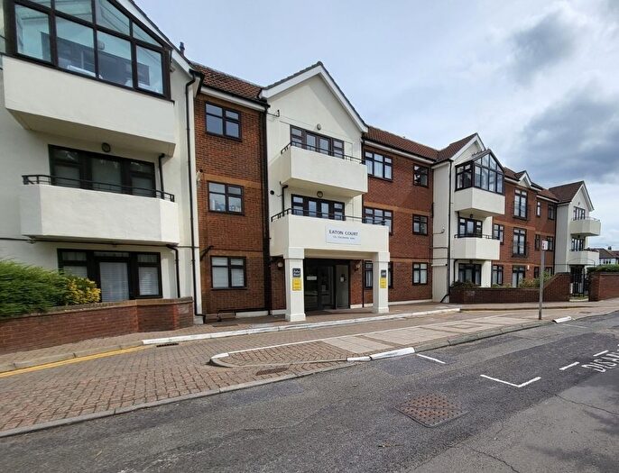 2 Bedroom Flat For Sale In Eaton Court, Edgware Way, HA8