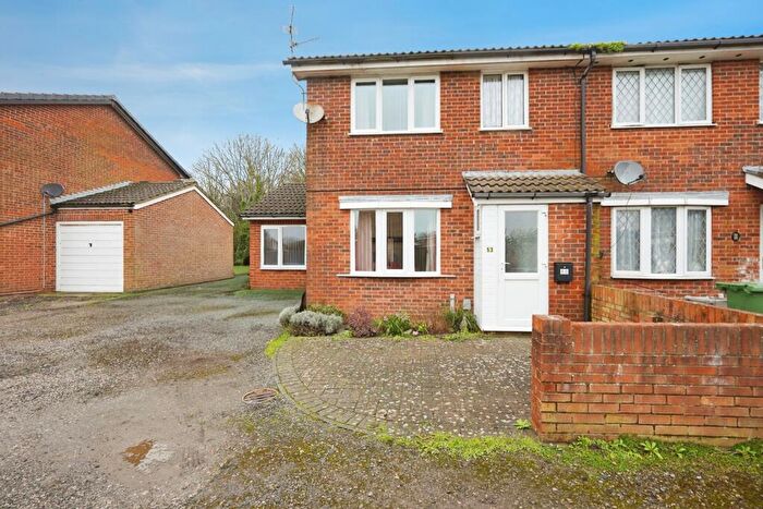 3 Bedroom End Of Terrace House For Sale In Pine Way, Folkestone, Kent, CT19