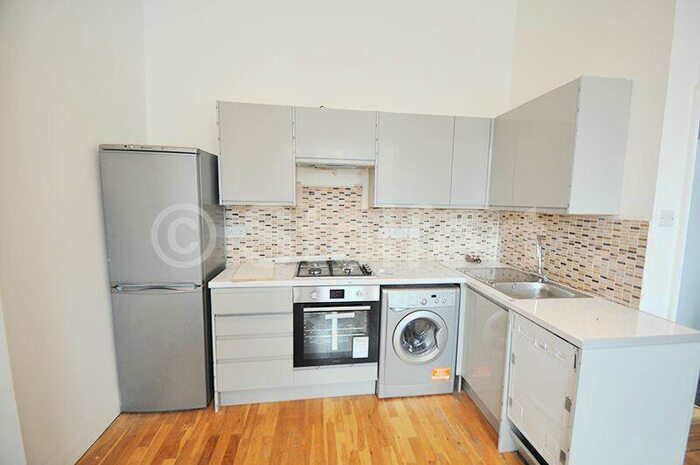 2 Bedroom Apartment To Rent In St. John's Grove, London, N19