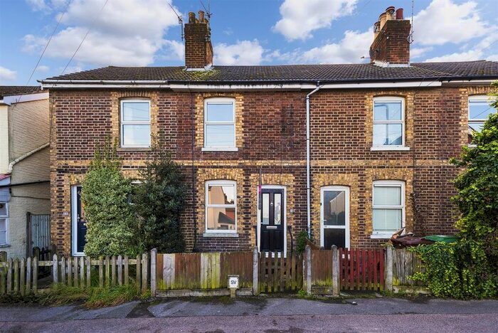 2 Bedroom Terraced House To Rent In Great Brooms Road, Tunbridge Wells, TN4