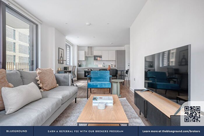 2 Bedroom Flat To Rent In Walthamstow, E17