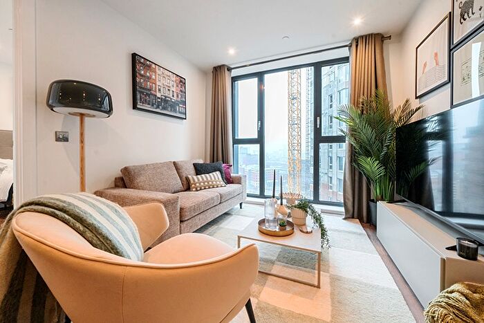 2 Bedroom Flat To Rent In Uncle Leeds, Whitehall Leeds, LS12