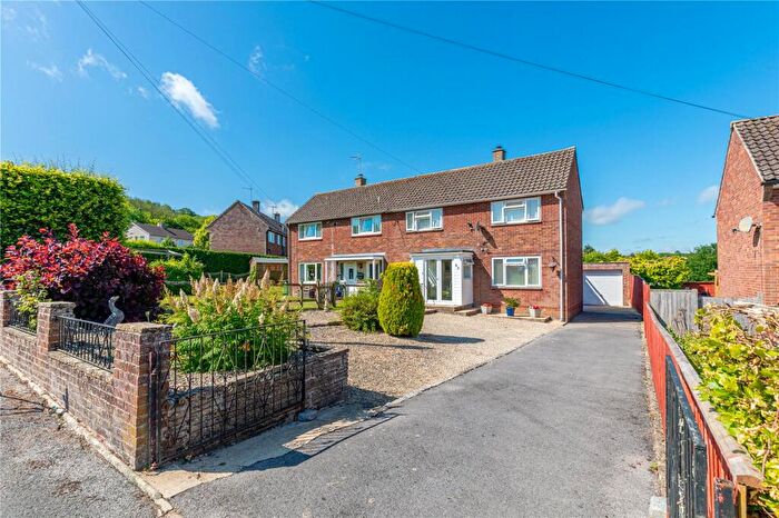 2 Bedroom House For Sale In Five Stiles Road, Marlborough, Wiltshire, SN8