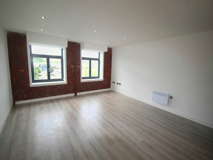 2 Bedroom Flat To Rent In Conditioning House, Cape Street, Bradford, BD1