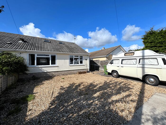3 Bedroom Semi-Detached Bungalow For Sale In Brixey Close, Parkstone, BH12
