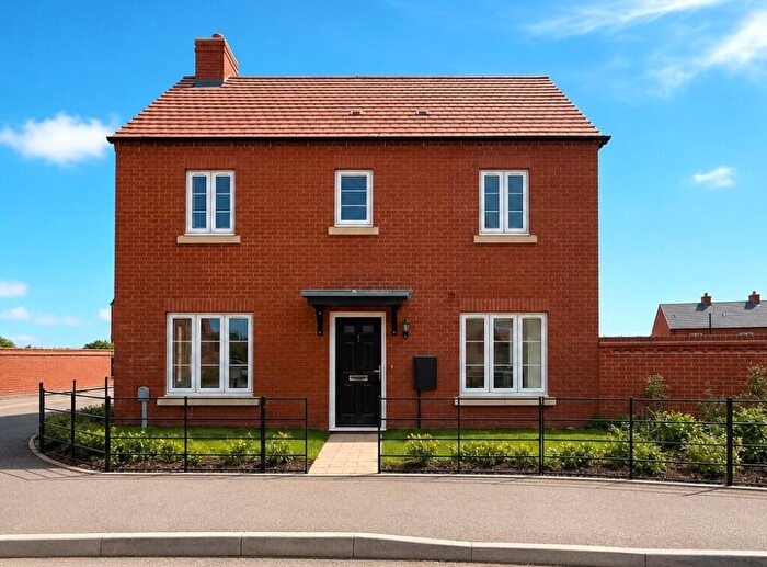 3 Bedroom Semi-Detached House For Sale In Wallace Street, Banbury, Oxfordshire, OX16