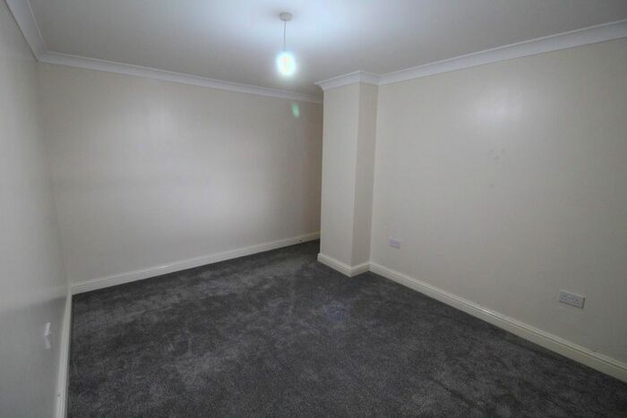 3 Bedroom Semi-Detached House To Rent In Lisheen Avenue, Castleford, West Yorkshire, WF10