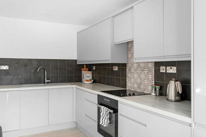 1 Bedroom Flat For Sale In Ashfield Road, Ashfield Court Ashfield Road, CB4