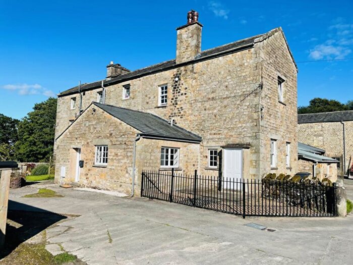 2 Bedroom Semi-Detached House To Rent In Home Farm Lancaster, LA2