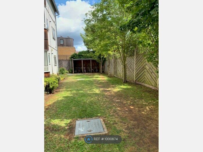 2 Bedroom Flat To Rent In Nelson Grove Road, London, SW19