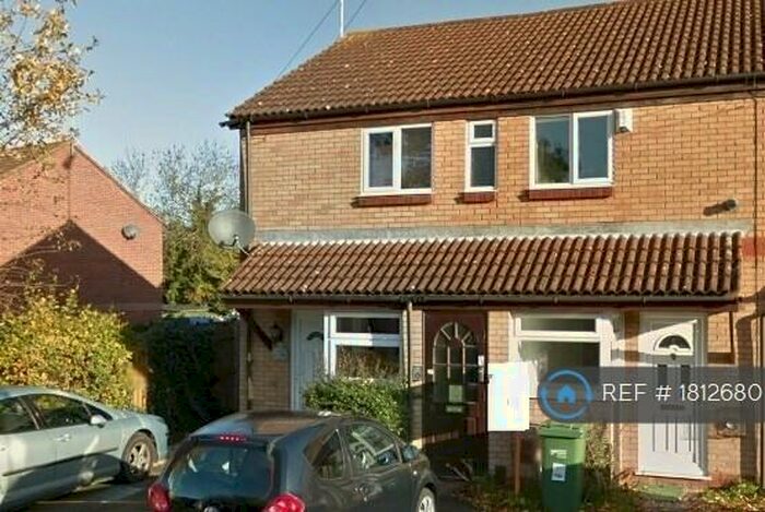 Studio To Rent In Hardwicke, Gloucester, GL2