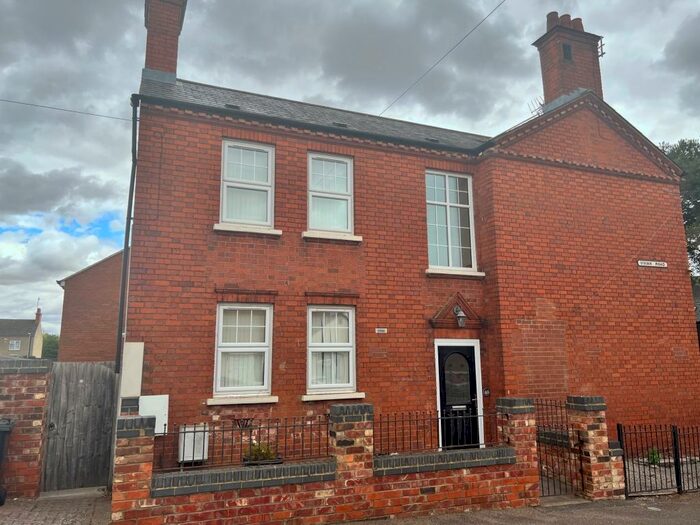 2 Bedroom House To Rent In Vivian Road, Wellingborough, NN8