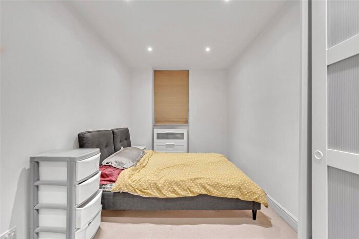 2 Bedroom Apartment For Sale In South Lodge, Circus Road, St John's Wood, London, NW8