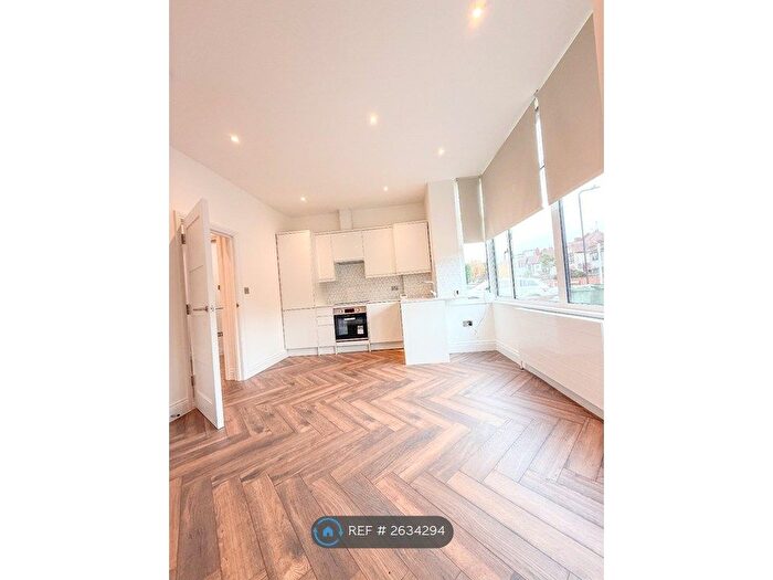 1 Bedroom Flat To Rent In Chatsworth Road, London, NW2