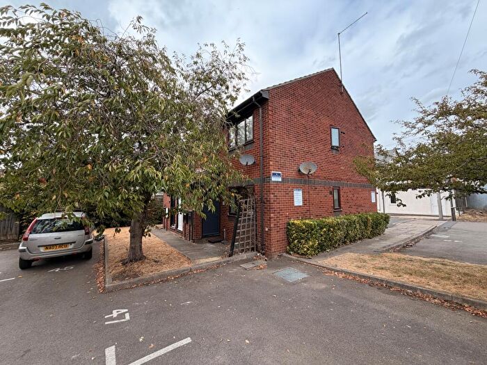 1 Bedroom Flat To Rent In Oakley Street, Northampton, NN1