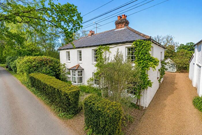 4 Bedroom Detached House For Sale In Robin Hood Lane, Sutton Green, Guildford, GU4