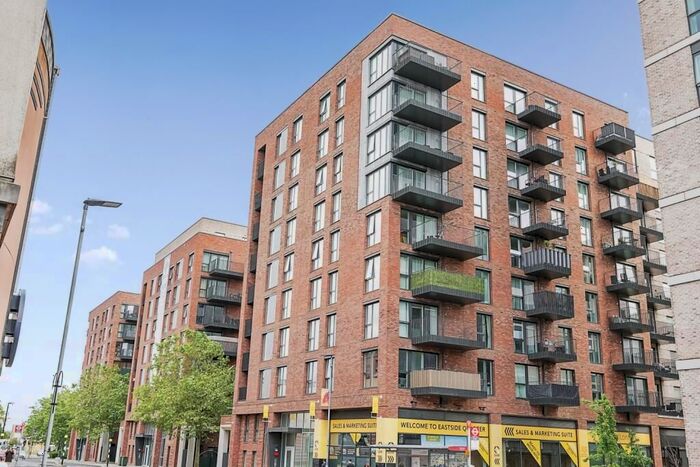 2 Bedroom Flat To Rent In Regal Walk, Bexleyheath, DA6