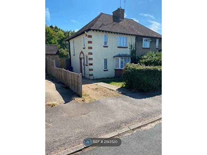 3 Bedroom Semi-Detached House To Rent In Tristram Road, Hitchin, SG4