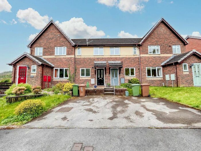 2 Bedroom Terraced House For Sale In Machen, Caerphilly, CF83