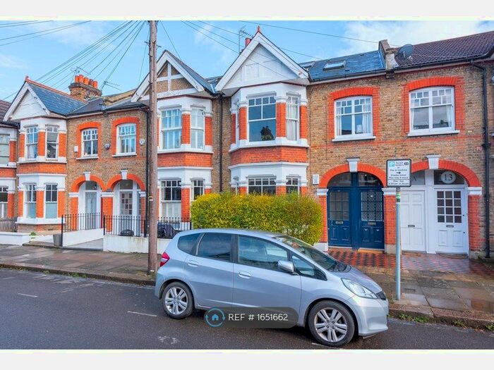 2 Bedroom Maisonette To Rent In Borneo Street, London, SW15