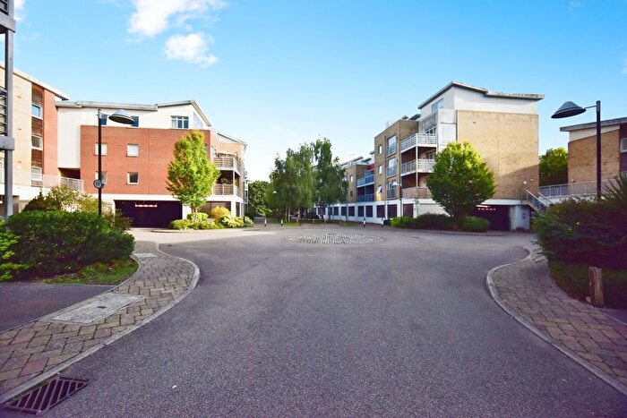 2 Bedroom Flat For Sale In Kingfisher Meadow, Maidstone, Kent, ME16