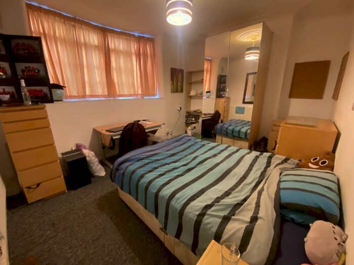 5 Bedroom House To Rent In Wyeverne Road, Cathays, Cardiff, CF24