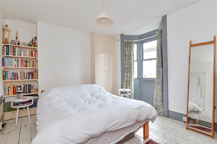 3 Bedroom Terraced House For Sale In North Gardens, Brighton, East Sussex, BN1