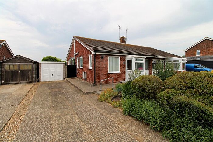 4 Bedroom Semi-Detached Bungalow To Rent In Windmill Road, Herne Bay, CT6