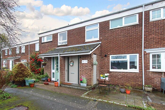 2 Bedroom Terraced House For Sale In Kingsley Walk, Tring, HP23