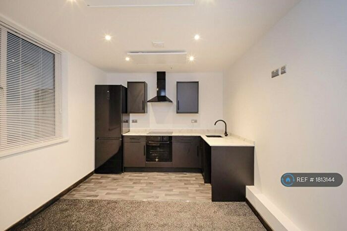 1 Bedroom Flat To Rent In King Edward Street, Hull, HU1