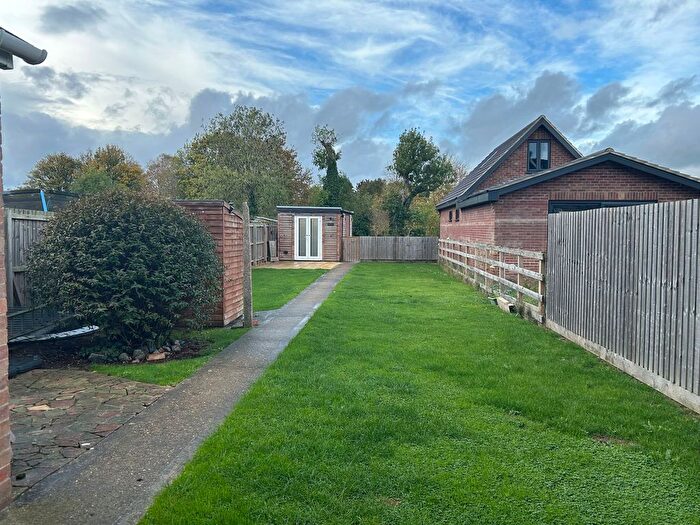 3 Bedroom Terraced House For Sale In Manor Close, Witchford, CB6