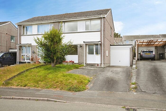 3 Bedroom Semi Detached House For Sale In Dennis Road, Liskeard, Cornwall, PL14