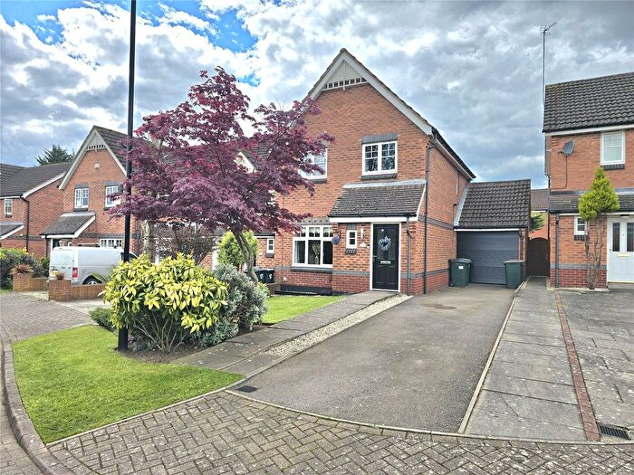 3 Bedroom End Terrace House For Sale In Blenheim Walk, Coventry, West Midlands, CV6